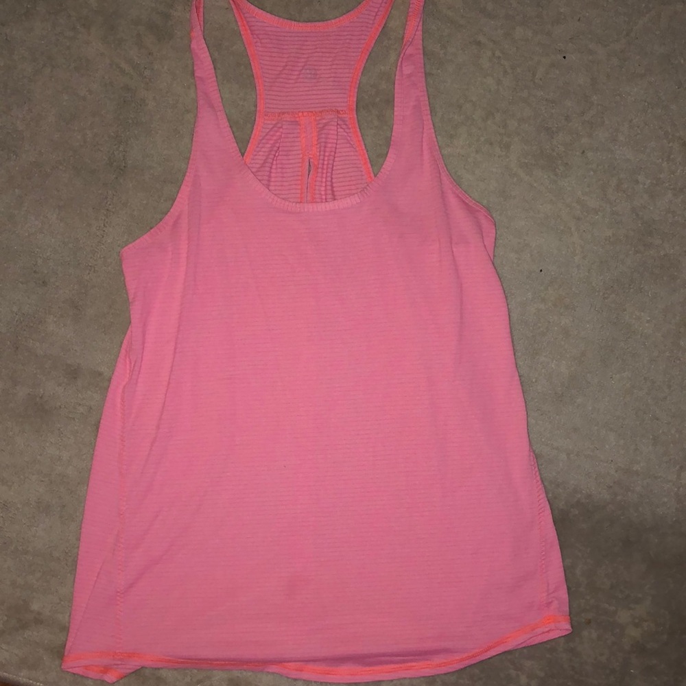 Lululemon tank